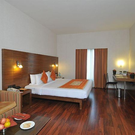 Vits Hotel Pune Exterior photo