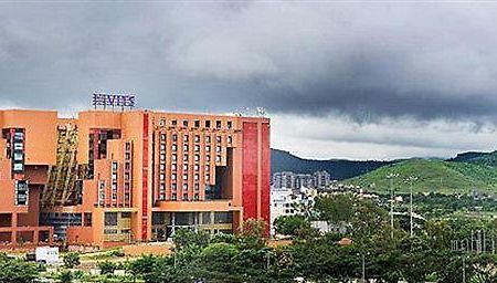 Vits Hotel Pune Exterior photo