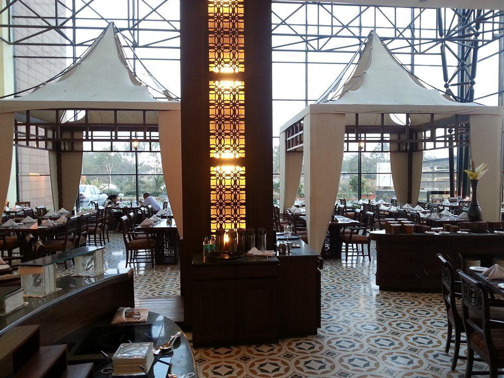 Vits Hotel Pune Exterior photo