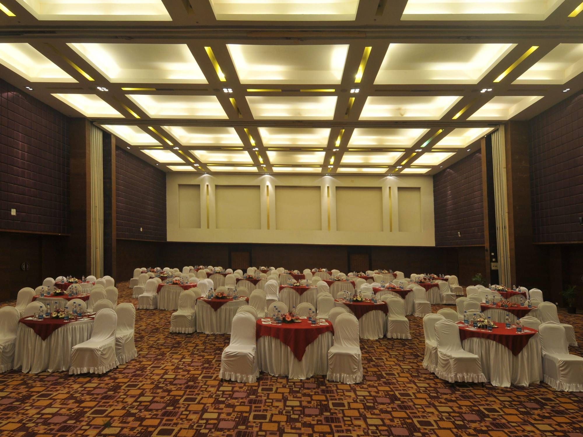 Vits Hotel Pune Exterior photo